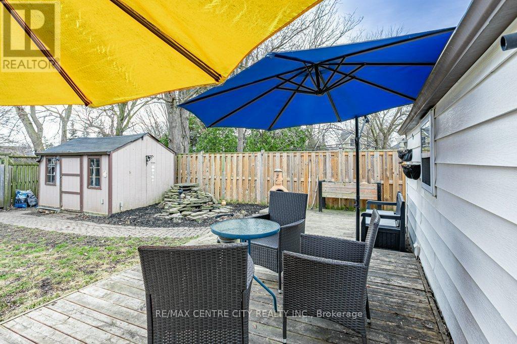 971 Elias Street, London East (East G), ON - Outdoor With Deck Patio Veranda With Exterior