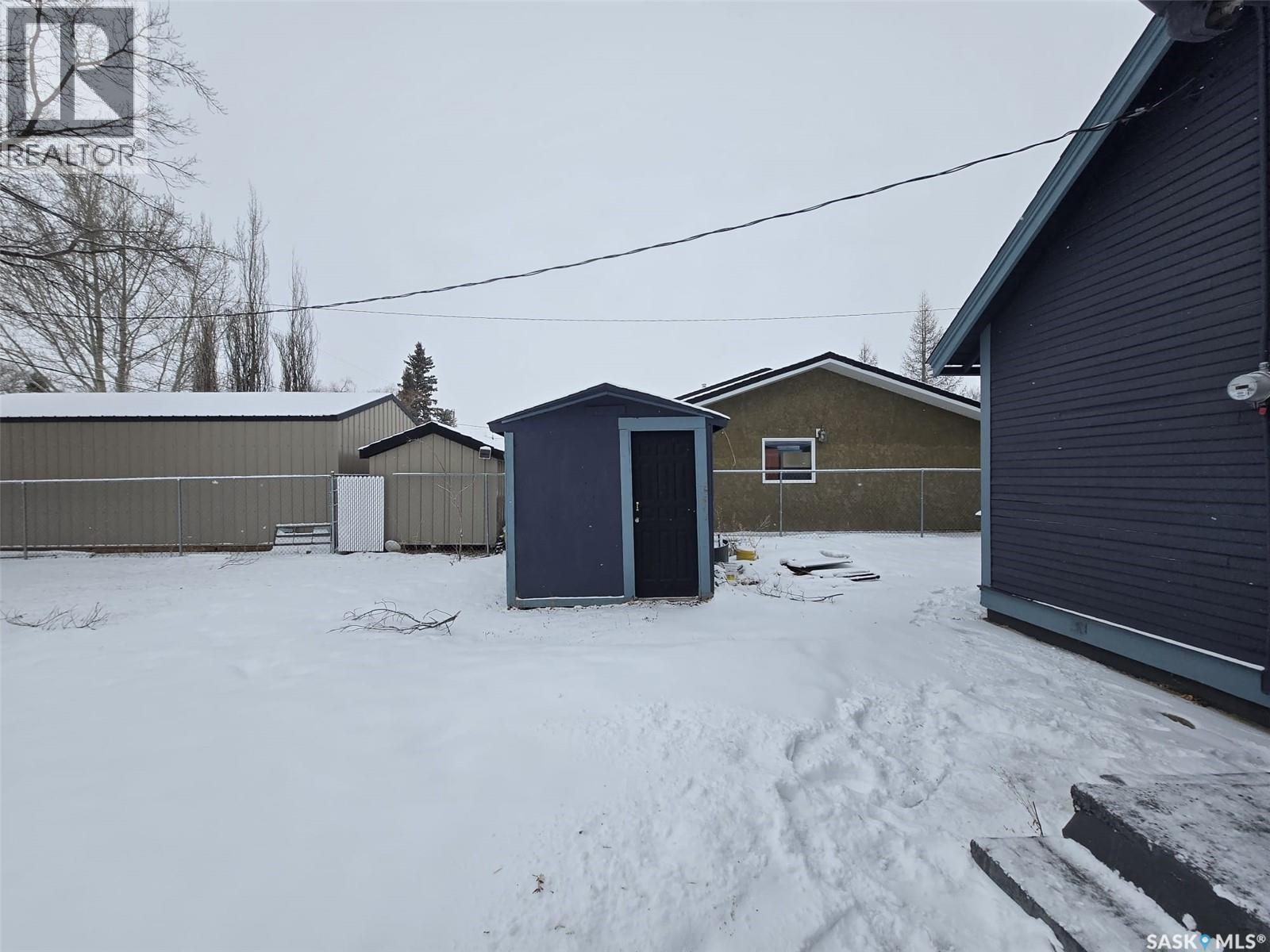 309 3Rd Street W, Wilkie, SK - Outdoor With Exterior