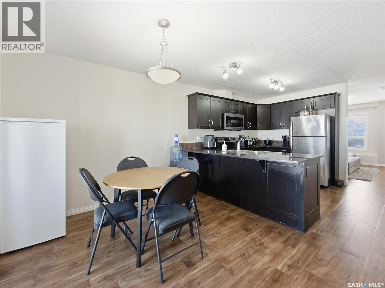 209 3818 Dewdney Avenue E, Regina, SK - Indoor