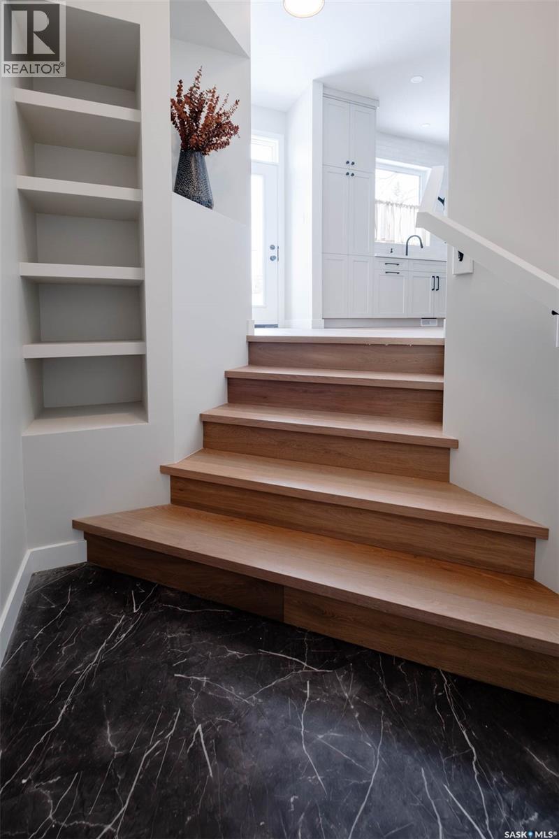 2808 Fleury Street, Regina, SK - Indoor Photo Showing Other Room