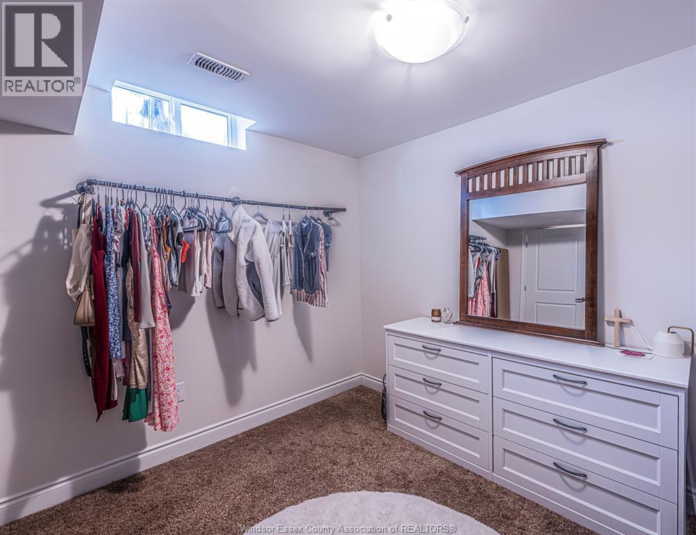 2554 Olive, Windsor, ON - Indoor