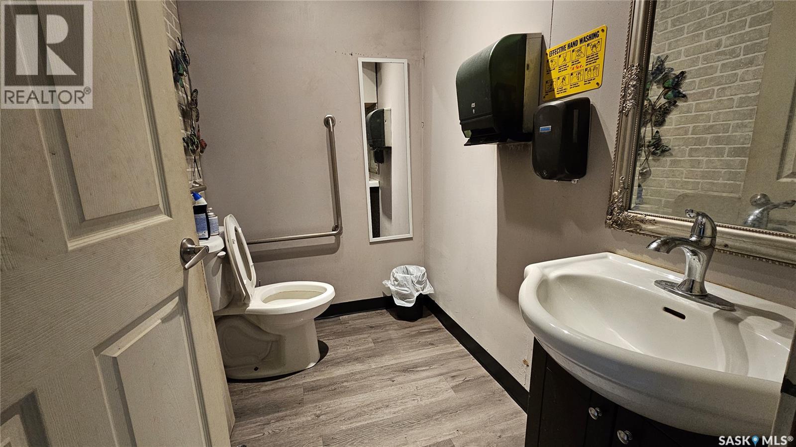 8 110 Wedge Road, Saskatoon, SK