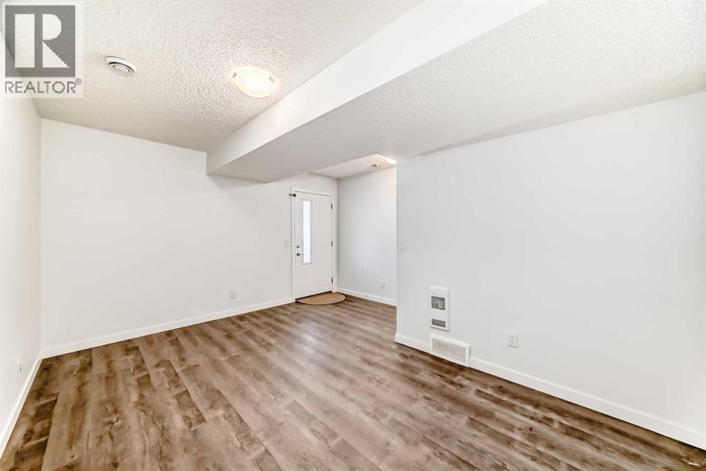 263 Redstone Boulevard Ne, Calgary, AB - Indoor Photo Showing Other Room