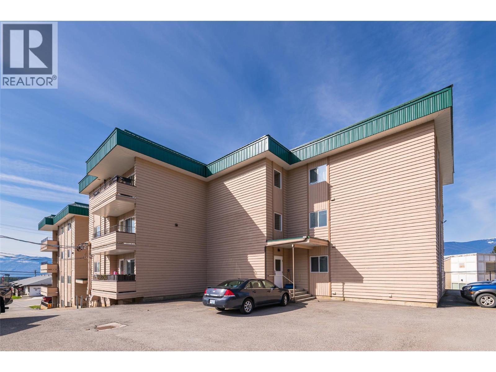 914 Vancouver Street Unit# 403, Creston, BC - Outdoor