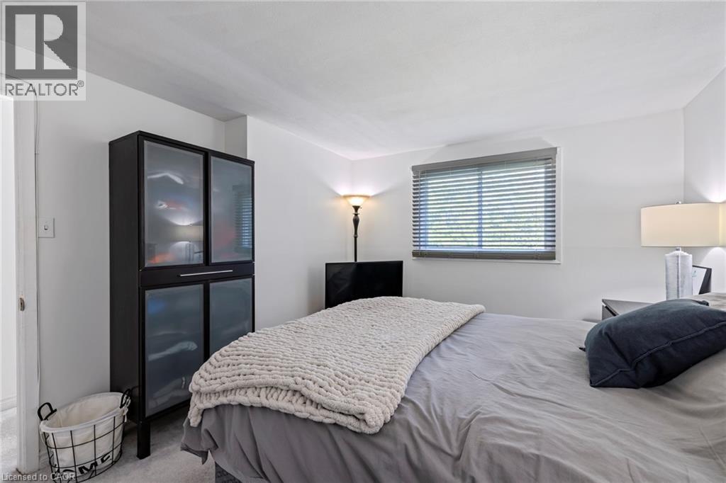 8 Gerrick Court, Hamilton, ON - Indoor Photo Showing Bedroom
