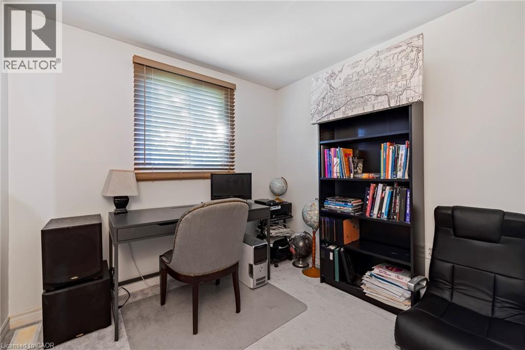 8 Gerrick Court, Hamilton, ON - Indoor Photo Showing Office