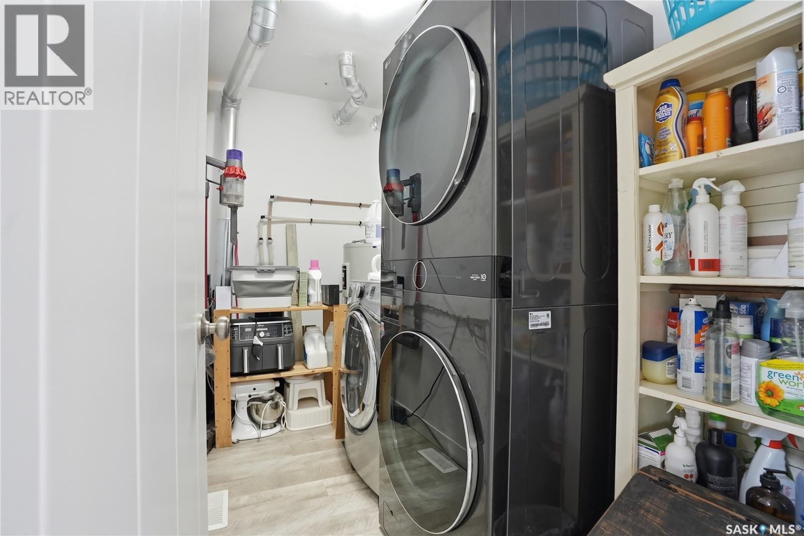 34 Grace Lane, Diefenbaker Lake, SK - Indoor Photo Showing Laundry Room