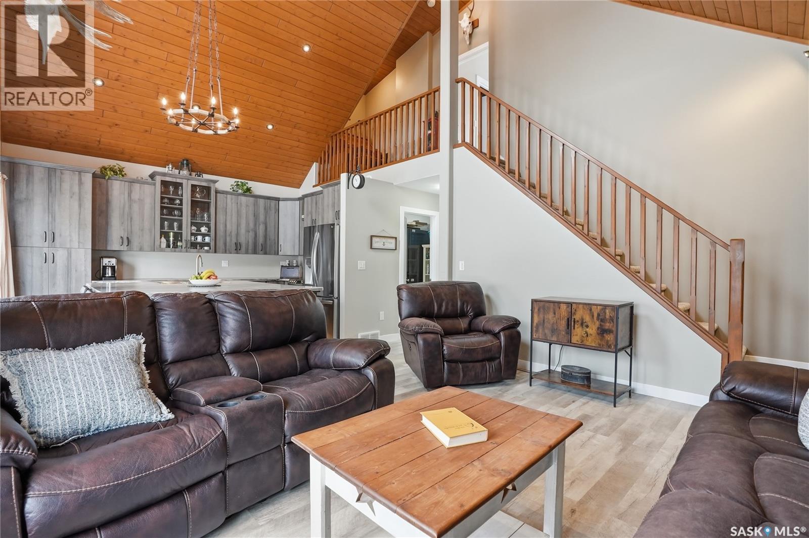 34 Grace Lane, Diefenbaker Lake, SK - Indoor Photo Showing Living Room