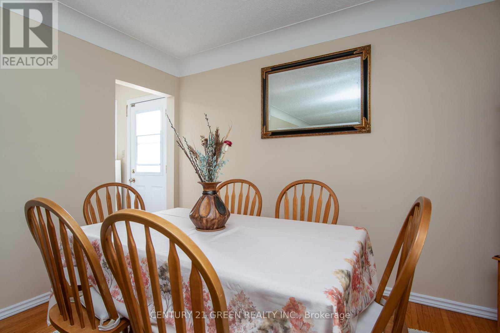 129 River Road E, Kitchener, ON - Indoor Photo Showing Dining Room