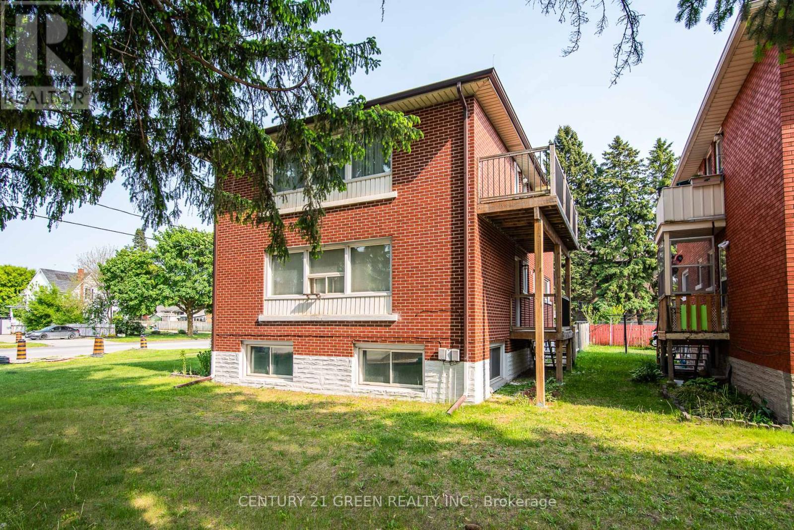 129 River Road E, Kitchener, ON - Outdoor With Exterior