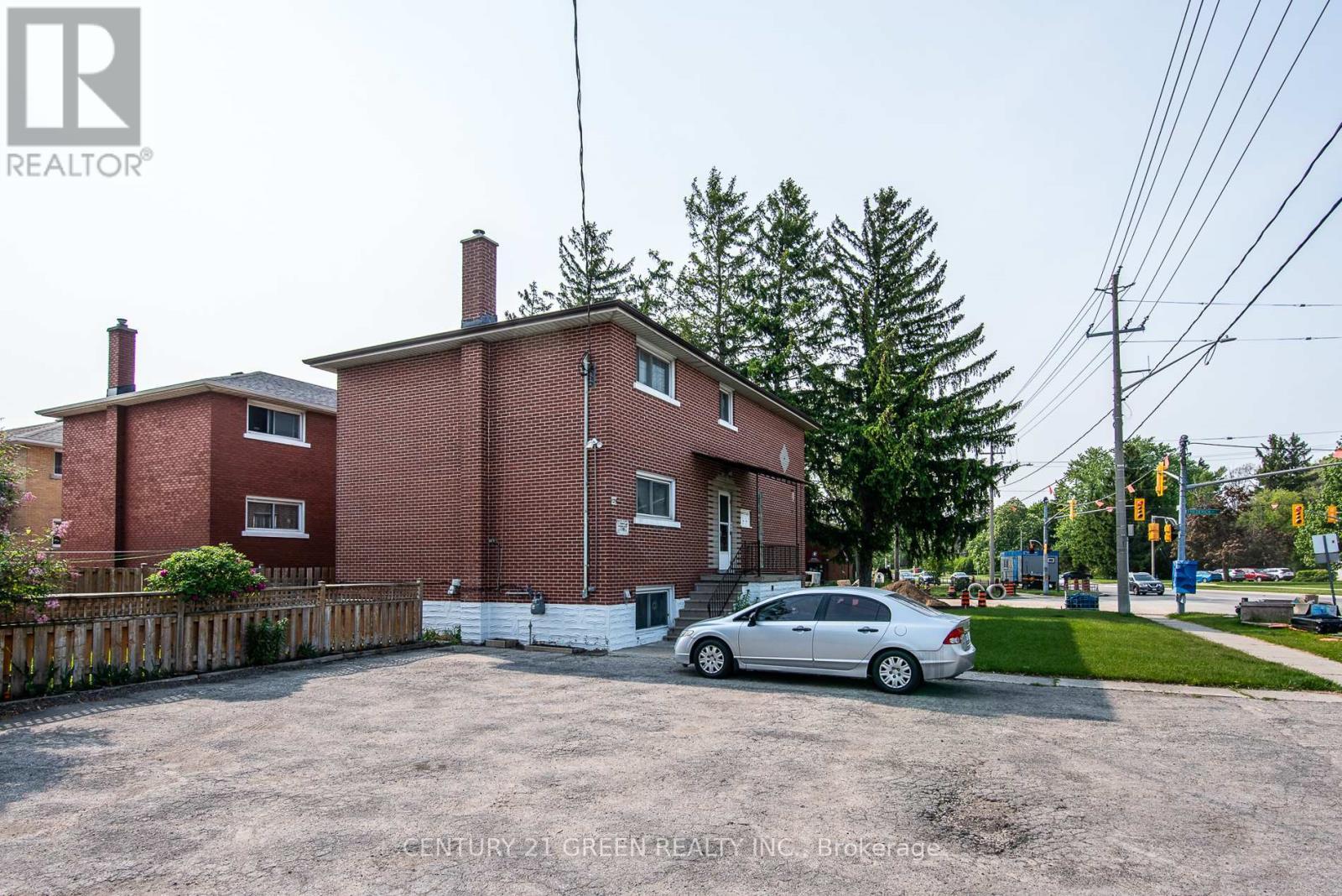 129 River Road E, Kitchener, ON - Outdoor