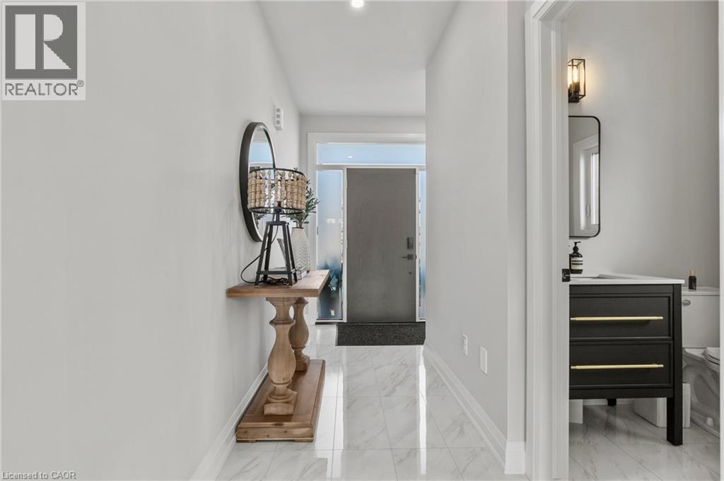 236 Walker Road, Pelham, ON - Indoor Photo Showing Other Room