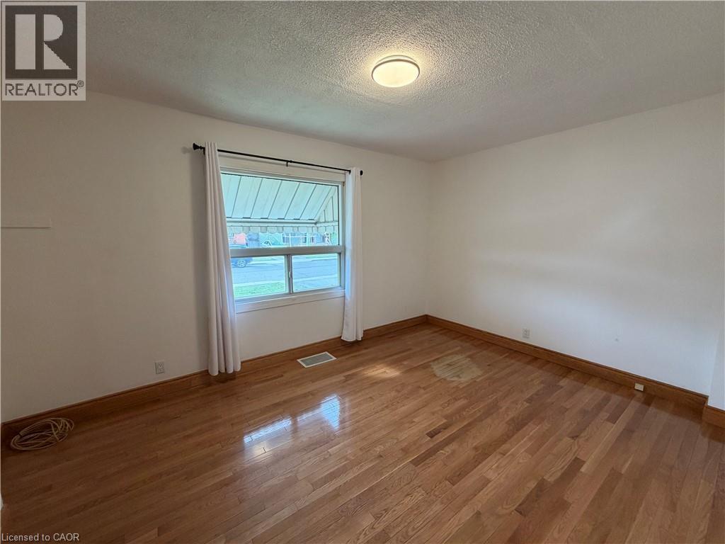 628 Dunn Avenue, Hamilton, ON - Indoor Photo Showing Other Room