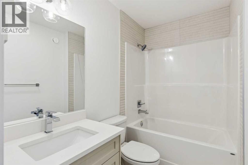 25 Linden Place, Rural Red Deer County, AB - Indoor Photo Showing Bathroom