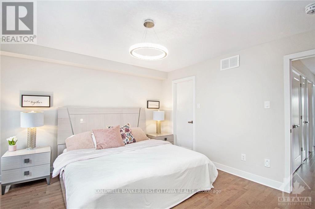 427 Rainrock Crescent, Ottawa, ON - Indoor Photo Showing Bedroom