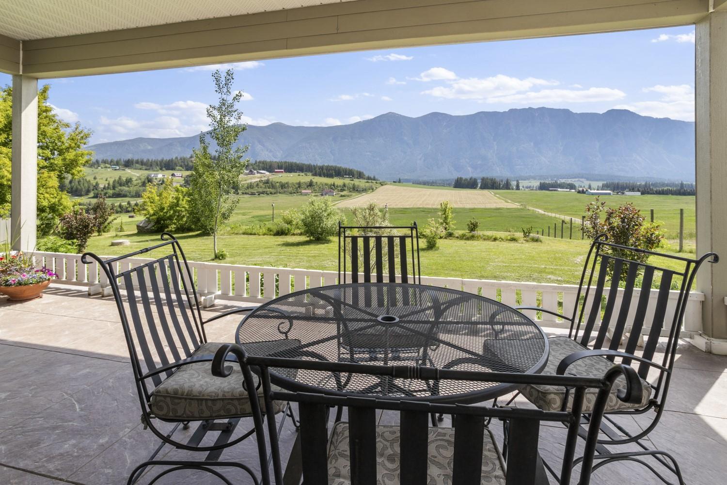 2110 30Th Street, Lister, BC - Outdoor With Deck Patio Veranda With View