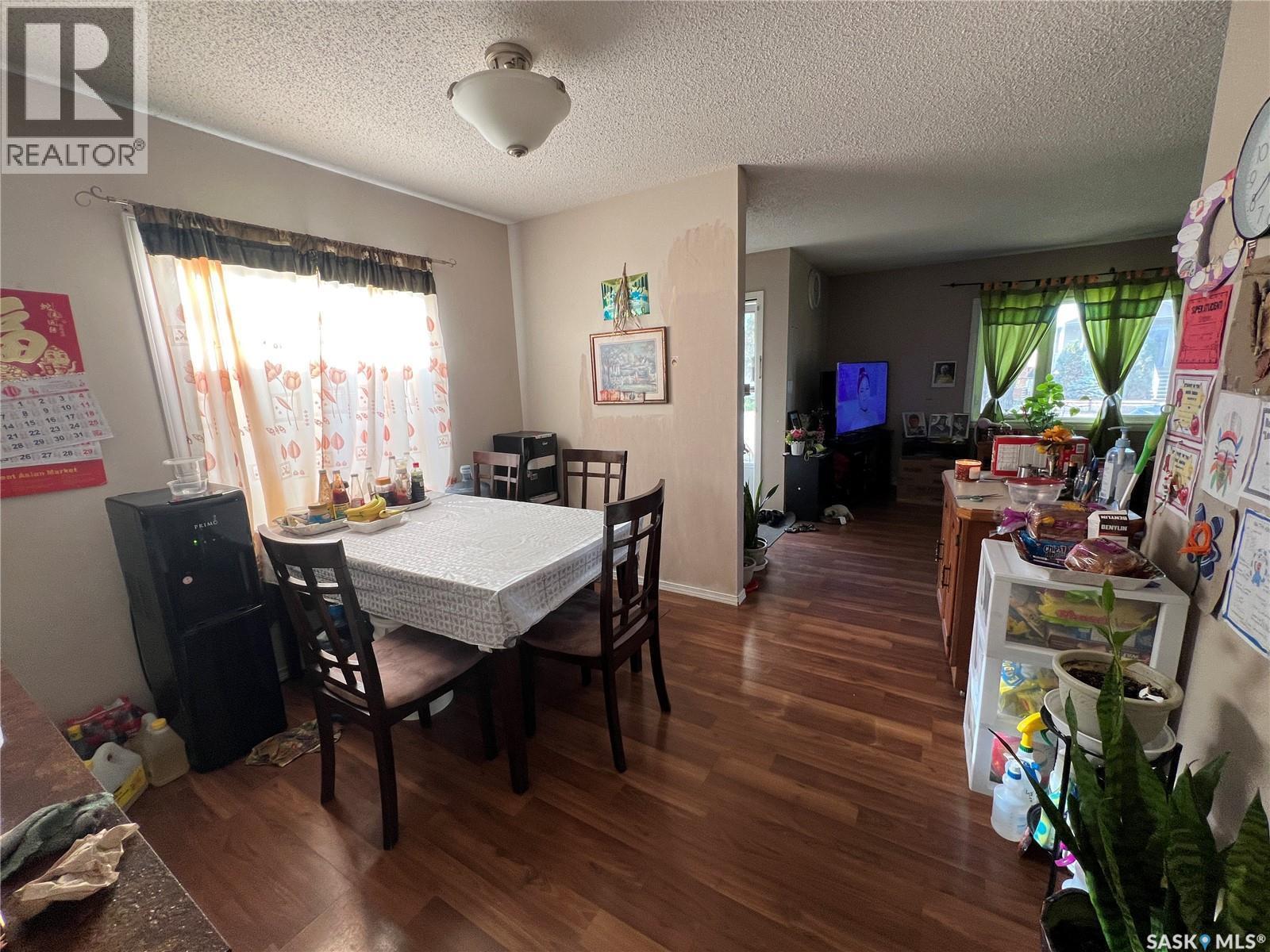 405 York Street, Regina, SK - Indoor Photo Showing Dining Room