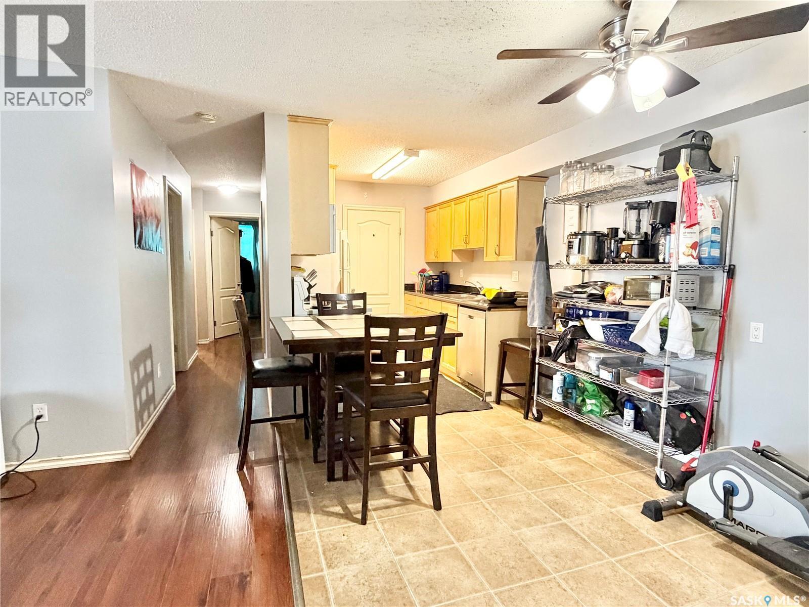 106A 1121 Mckercher Drive, Saskatoon, SK - Indoor Photo Showing Dining Room