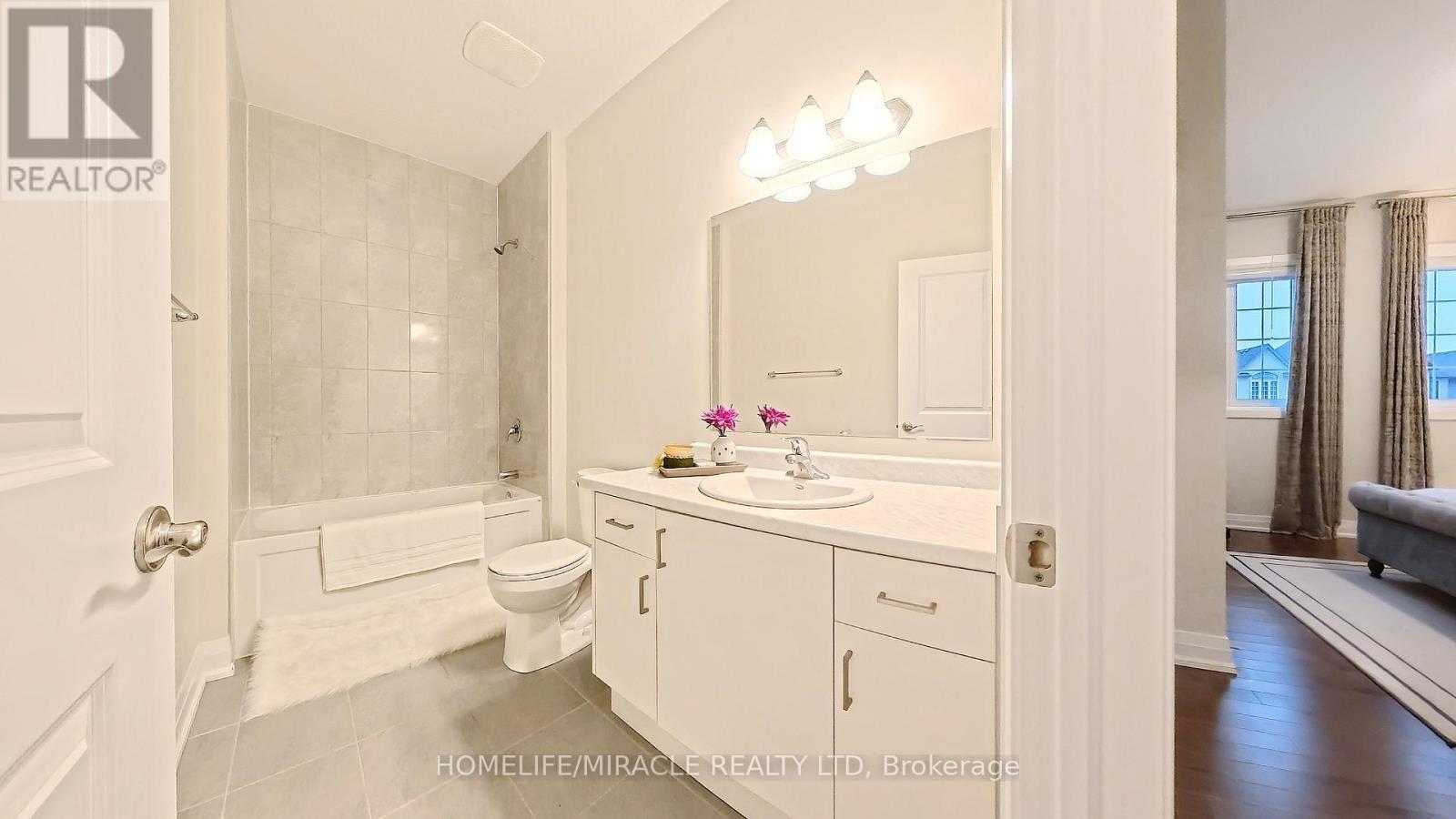 63 Ian Ormston Drive, Kitchener, ON - Indoor Photo Showing Bathroom