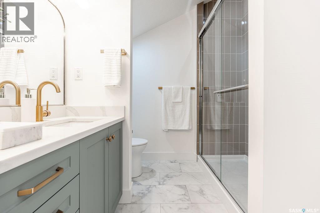 307 Sharma Crescent, Saskatoon, SK - Indoor Photo Showing Bathroom