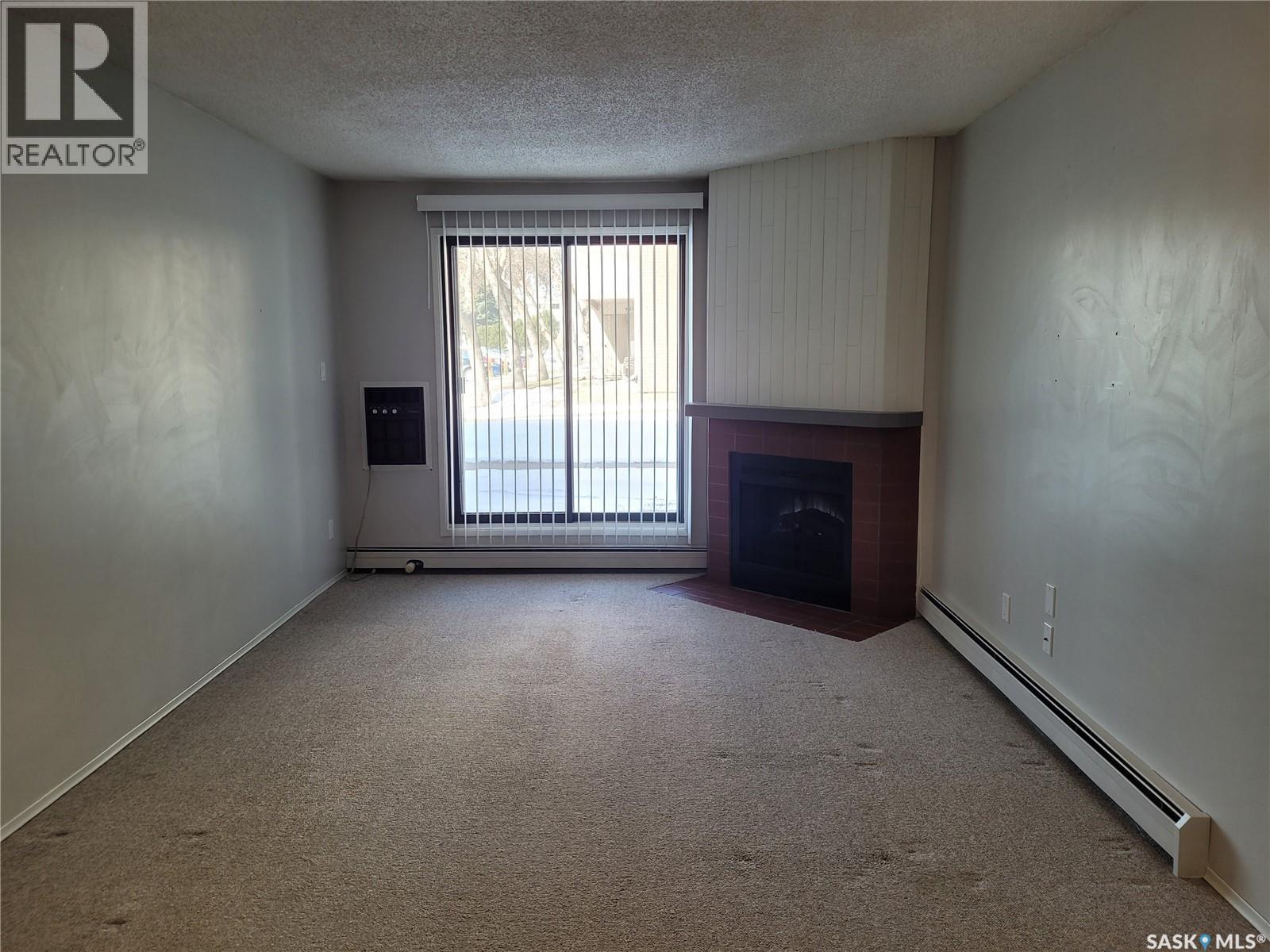 413 310 Stillwater Drive, Saskatoon, SK - Indoor With Fireplace