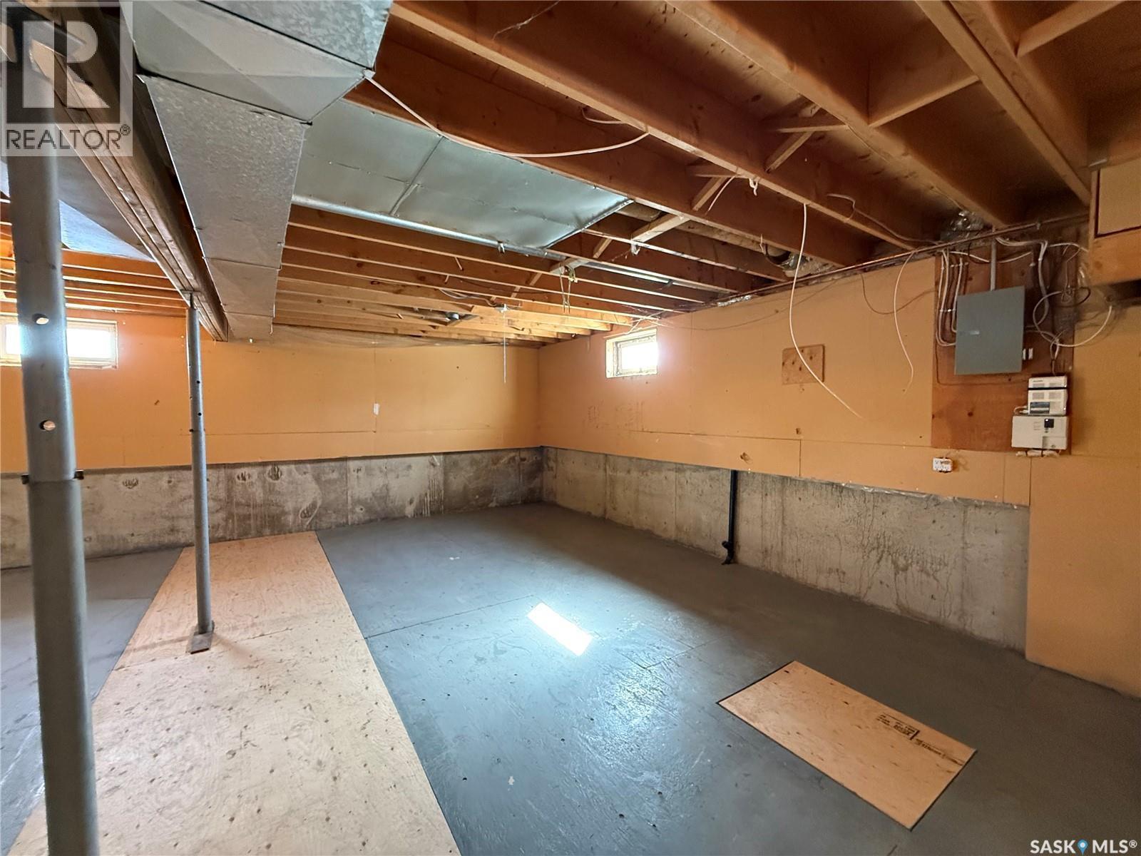 970 Larson Crescent, Eston, SK - Indoor Photo Showing Basement