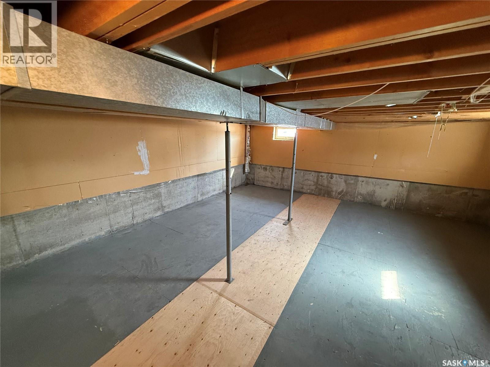 970 Larson Crescent, Eston, SK - Indoor Photo Showing Basement