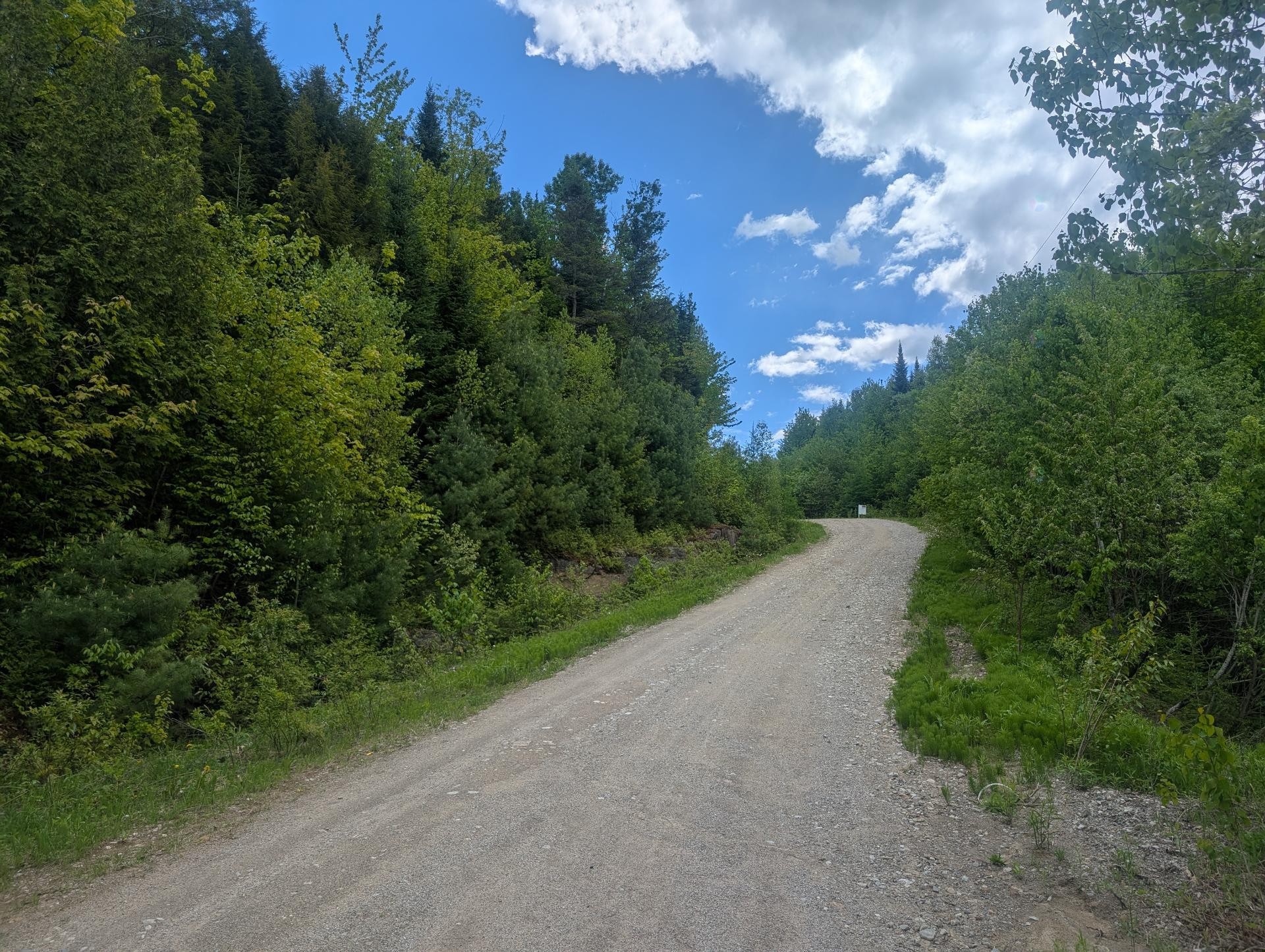 Rue - Rue Latour, Sainte-Béatrix, QC