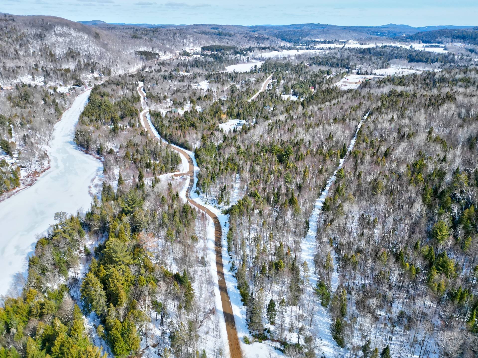 Vue d'ensemble - Rue Latour, Sainte-Béatrix, QC