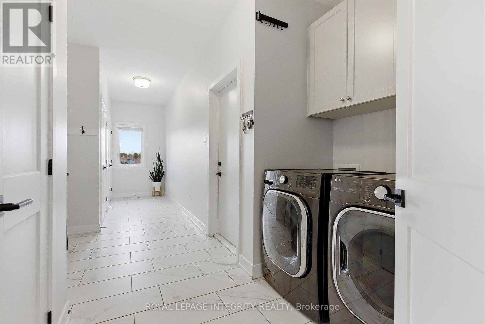 444 Ejs Lane, Beckwith, ON - Indoor Photo Showing Laundry Room