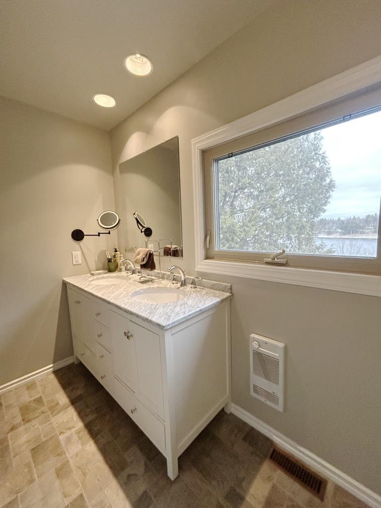 1115 River Road West, Fort Frances, ON - Indoor Photo Showing Bathroom