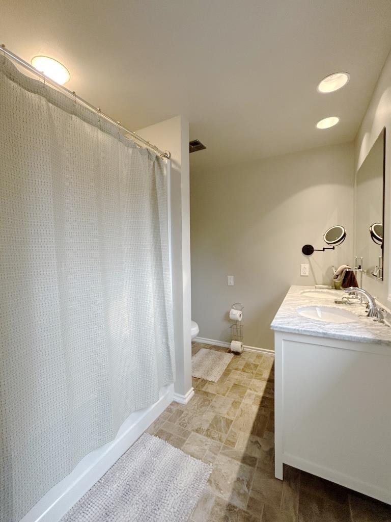 1115 River Road West, Fort Frances, ON - Indoor
