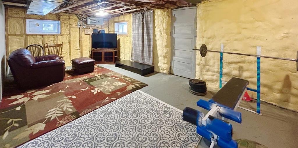 1115 River Road West, Fort Frances, ON - Indoor Photo Showing Basement