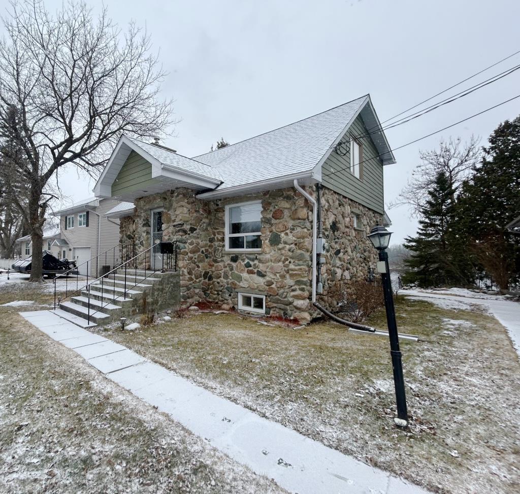 1115 River Road West, Fort Frances, ON - Outdoor