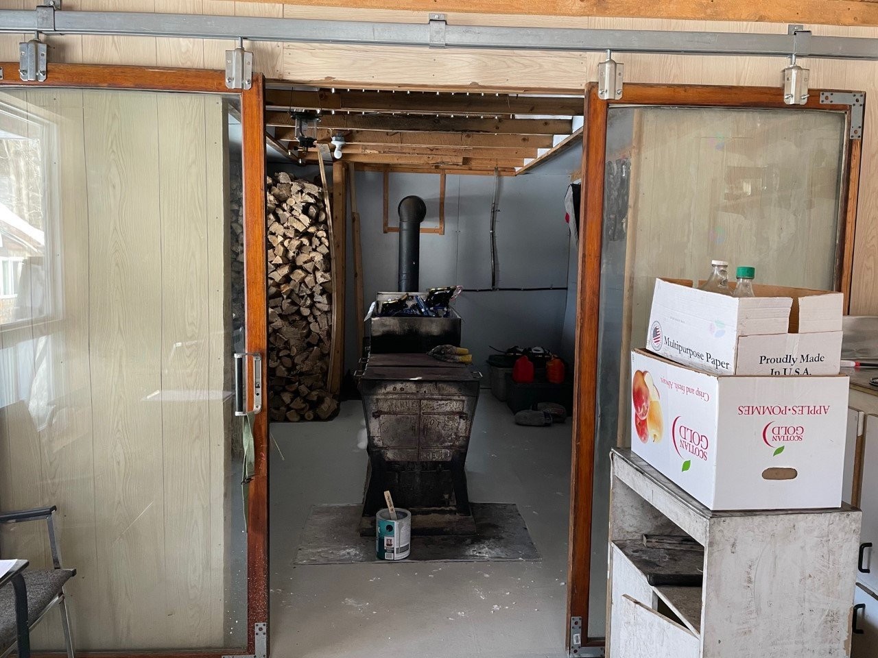 Maple grove - Z Route 101, Témiscaming, QC - Indoor Photo Showing Garage