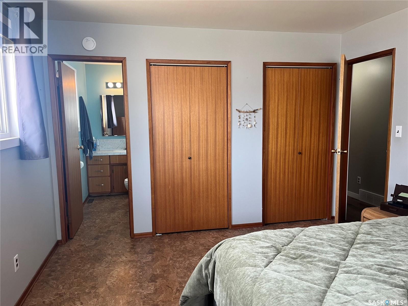 333 7Th Street, Alameda, SK - Indoor Photo Showing Bedroom