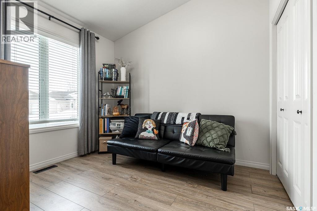 330 Pobran Crescent, Saskatoon, SK - Indoor