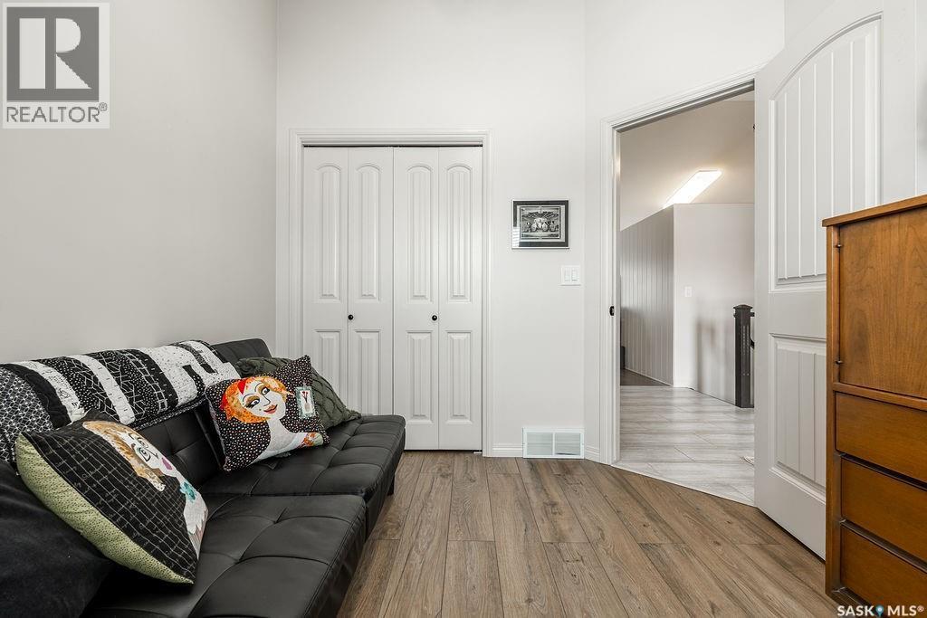 330 Pobran Crescent, Saskatoon, SK - Indoor