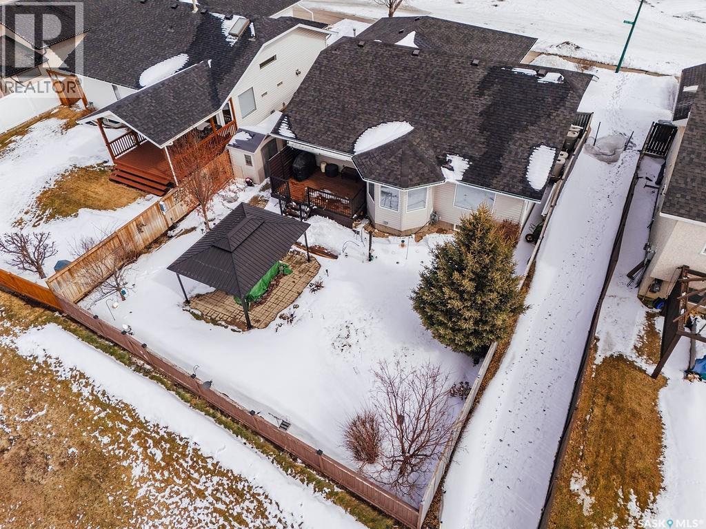 330 Pobran Crescent, Saskatoon, SK - Outdoor