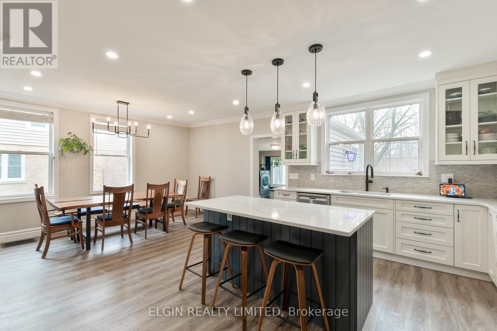 219 Sunset Drive, St. Thomas, ON - Indoor