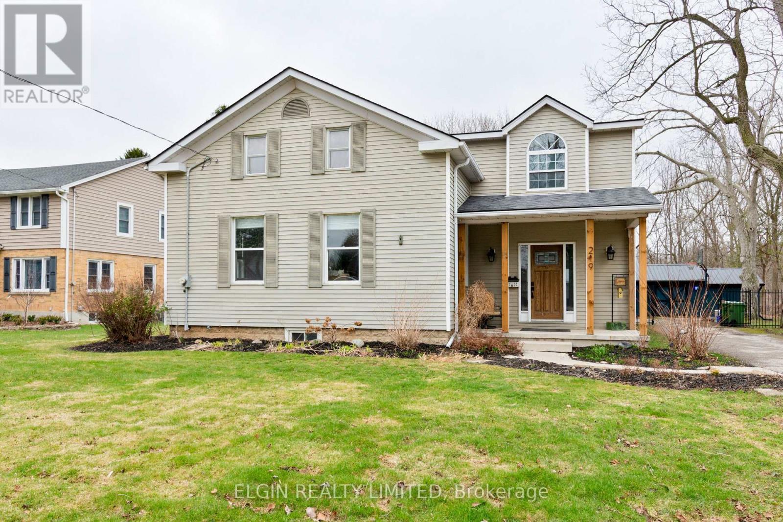 219 Sunset Drive, St. Thomas, ON - Outdoor With Facade