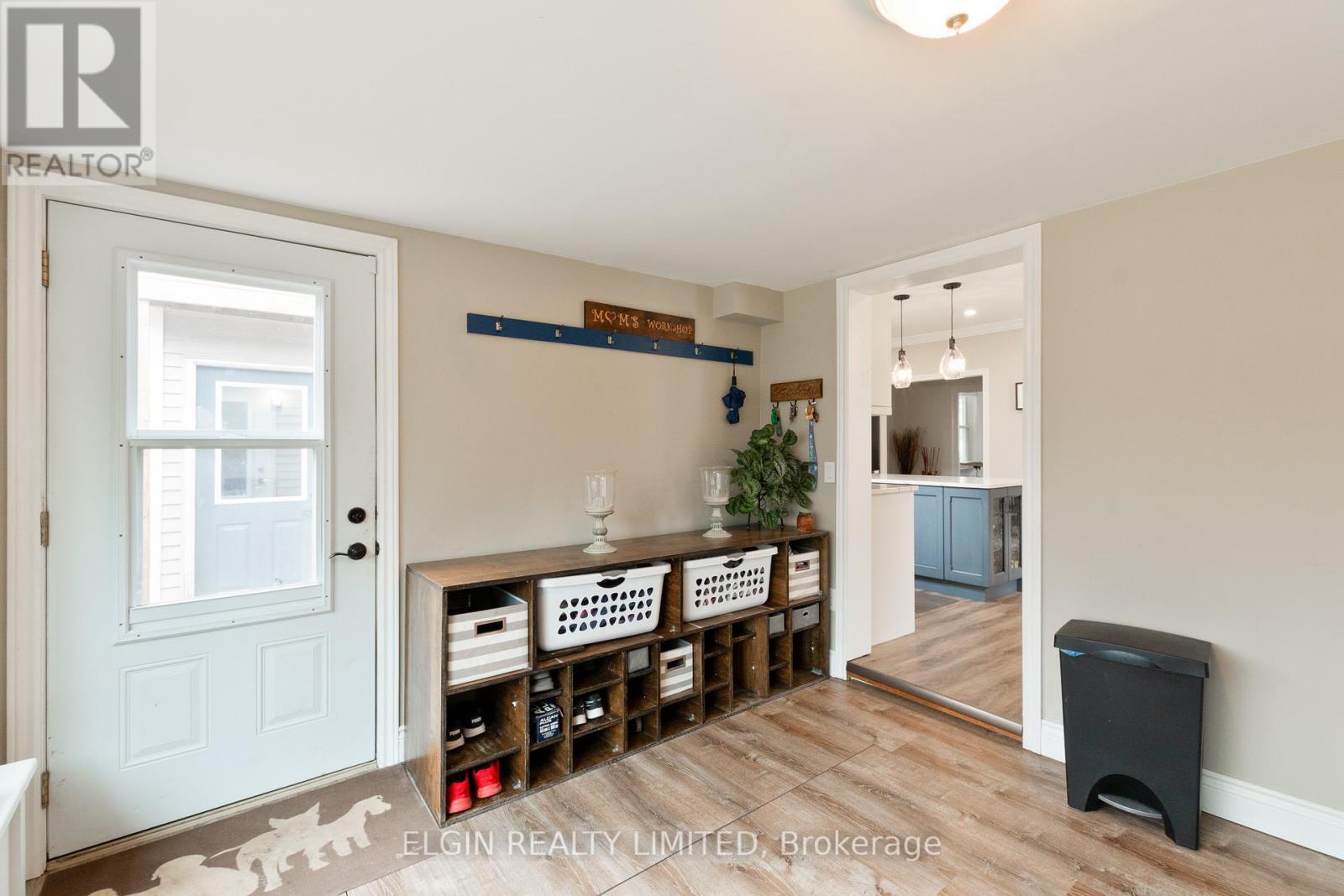 219 Sunset Drive, St. Thomas, ON - Indoor