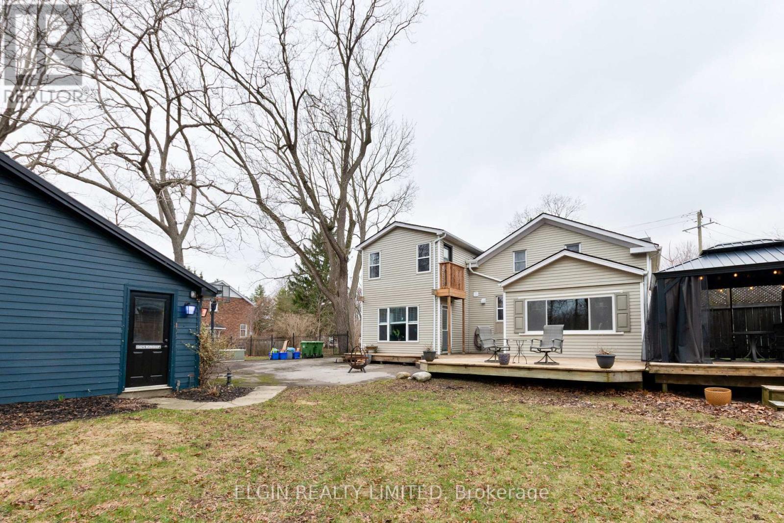 219 Sunset Drive, St. Thomas, ON - Outdoor With Deck Patio Veranda