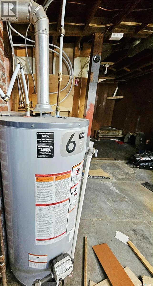 91 Franklin Avenue, Yorkton, SK - Indoor Photo Showing Basement