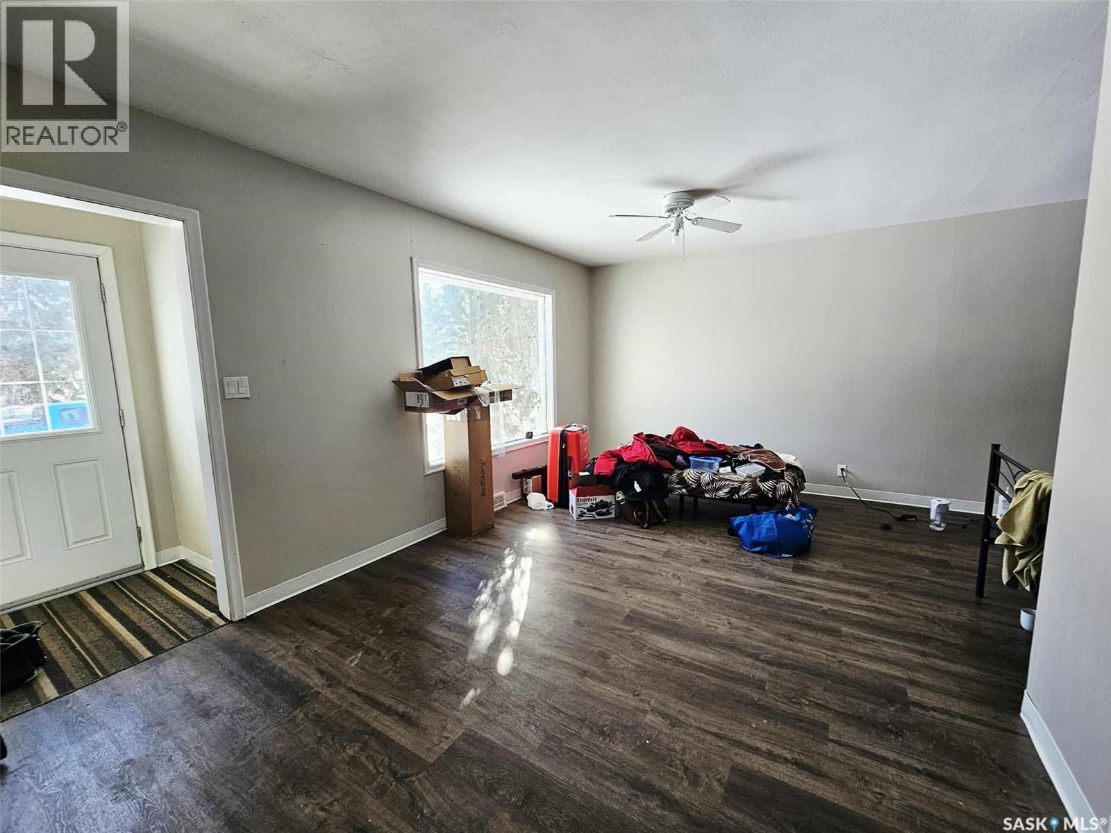 91 Franklin Avenue, Yorkton, SK - Indoor Photo Showing Other Room