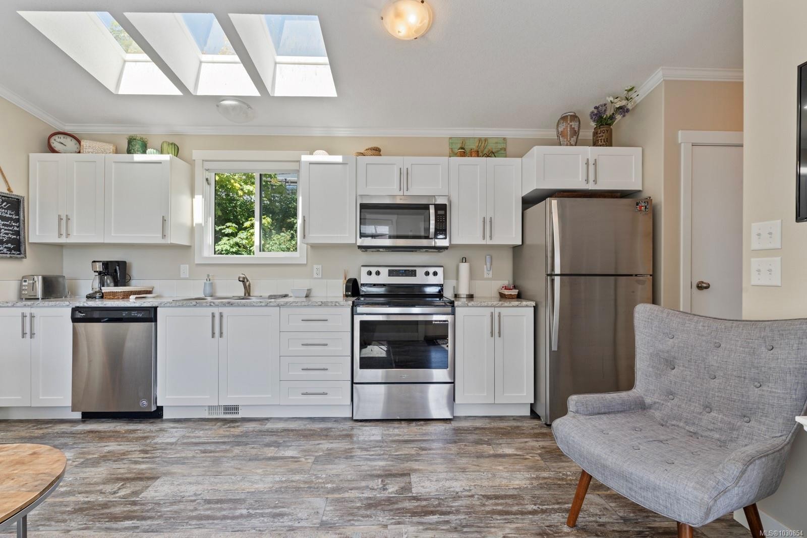 5211 Sooke Rd, Sooke, BC