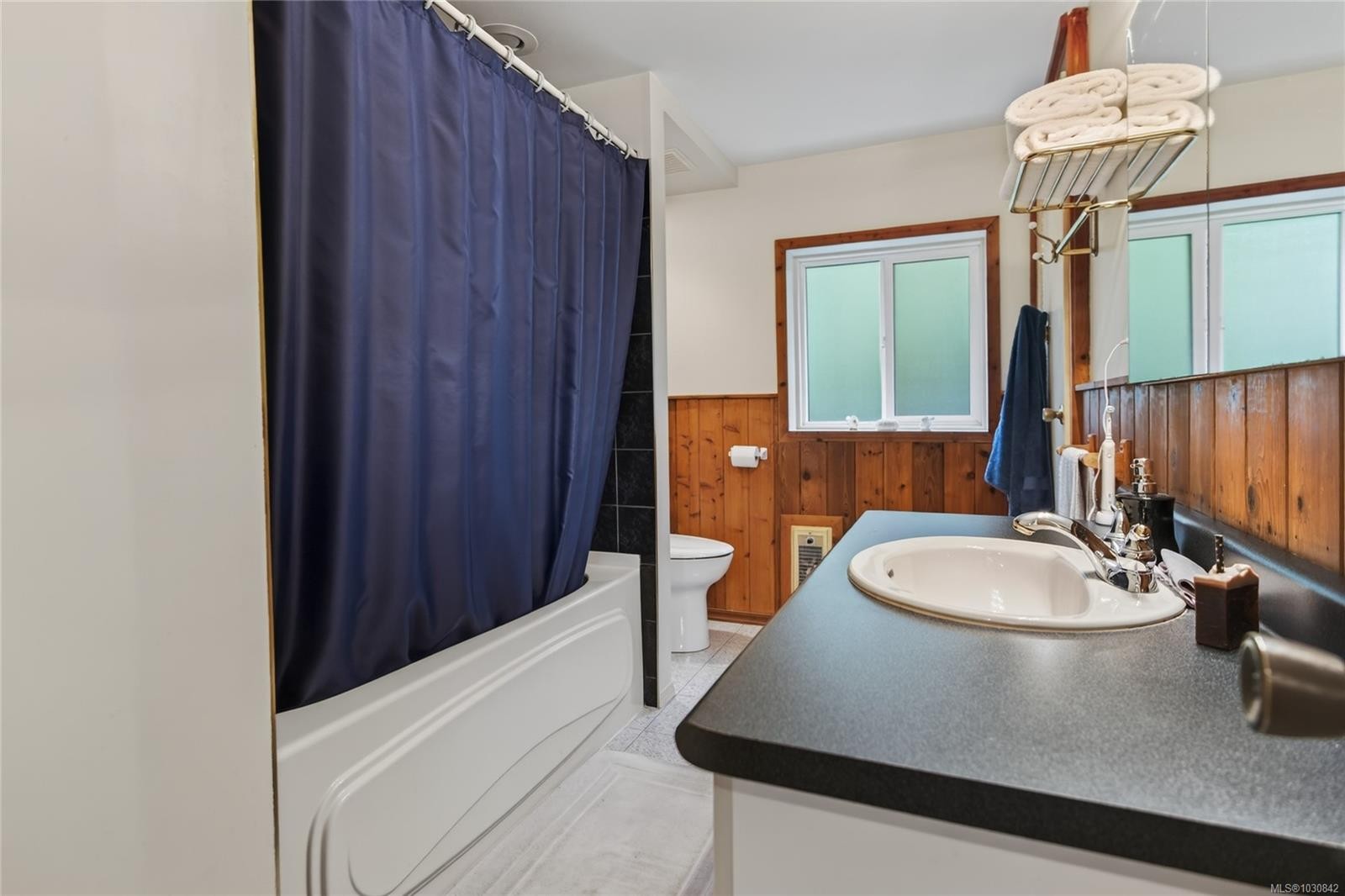 1267 Don Rd, Comox, BC