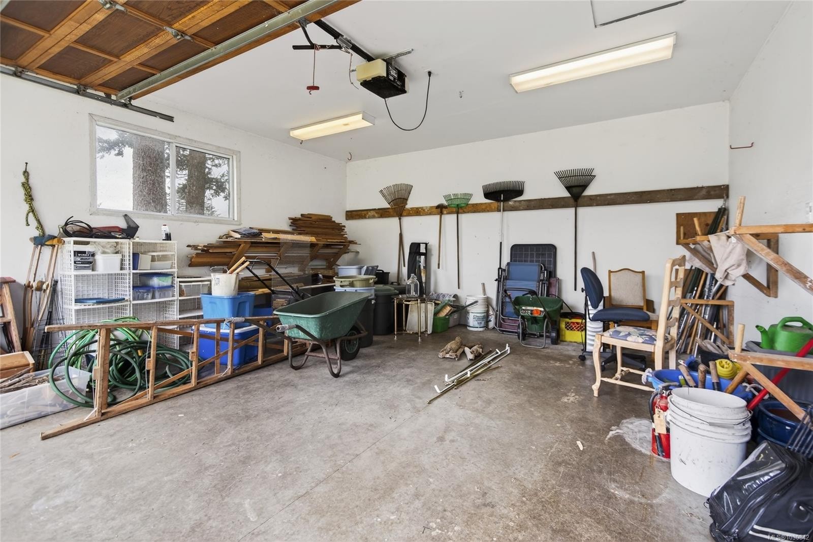 1267 Don Rd, Comox, BC