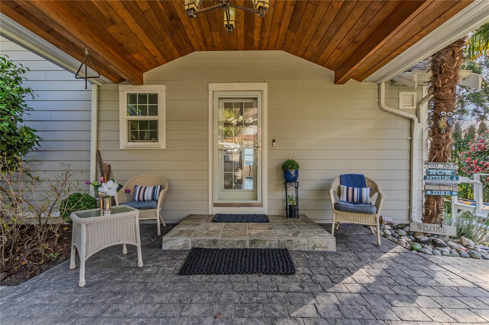 319 Chemainus Rd, Ladysmith, BC