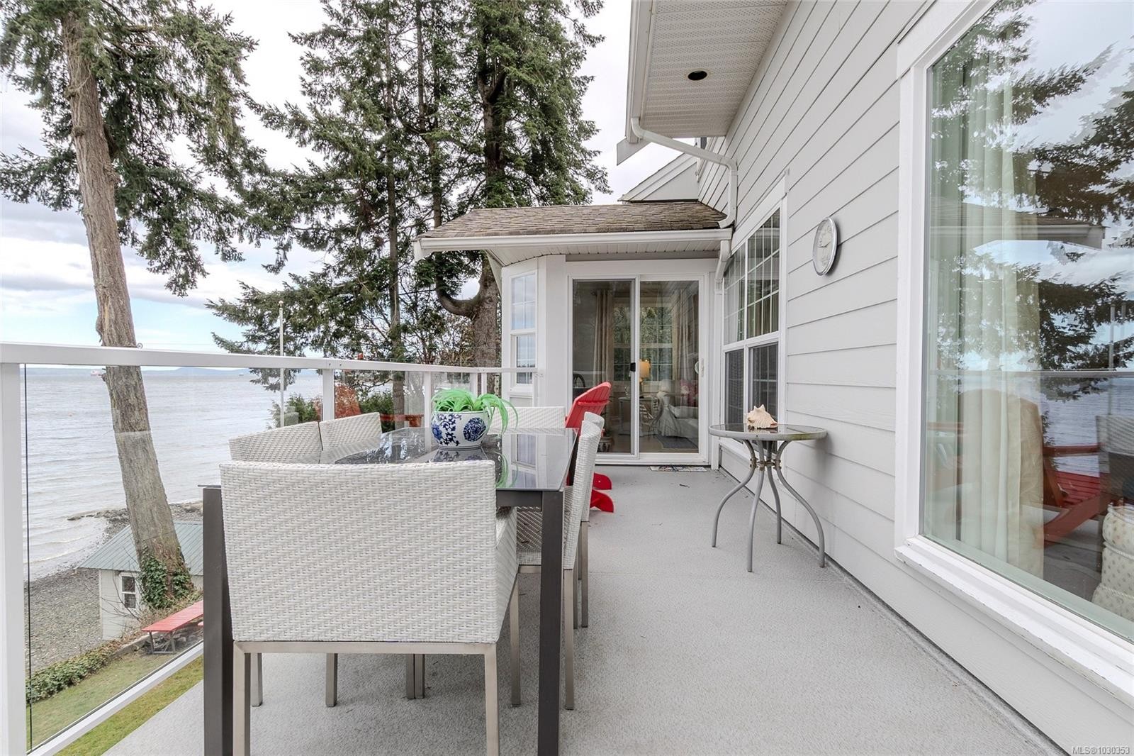 319 Chemainus Rd, Ladysmith, BC